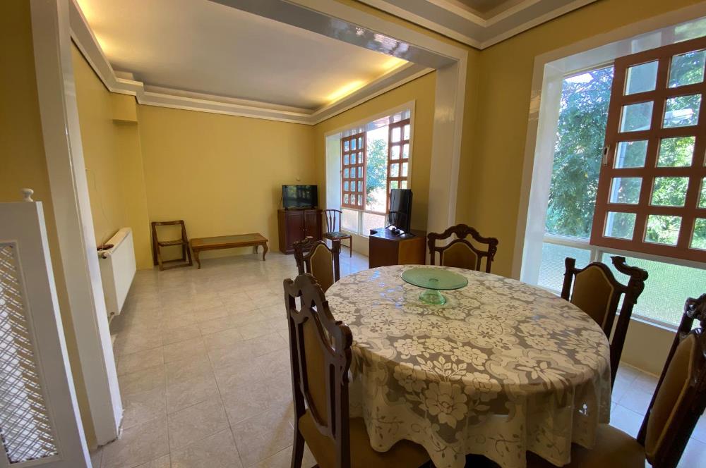 BÜYÜKADA MERKEZDE VAPUR İSKELESİ&ÇARŞIYA 5DK 3+1 KİRALIK