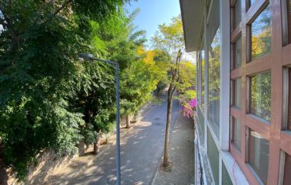BÜYÜKADA MERKEZDE VAPUR İSKELESİ&ÇARŞIYA 5DK 3+1 KİRALIK