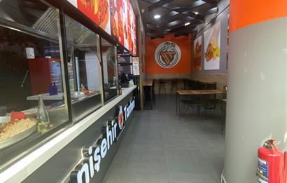 Avm İçerisinde Yüksek Cirolu Donanımlı Devren Kiralık Restoran