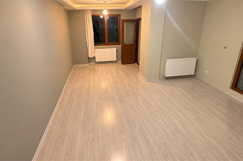 ÇEKMEKÖY EKŞİOGLU KPALI MUTFAK,EBEVEYN BANYOLU 2+1 KİRALIK DAİRE
