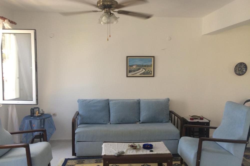 Kıyıkışlacık'da Gülüm Kıyı Sitesinde Denize Nazır Satılık Villa