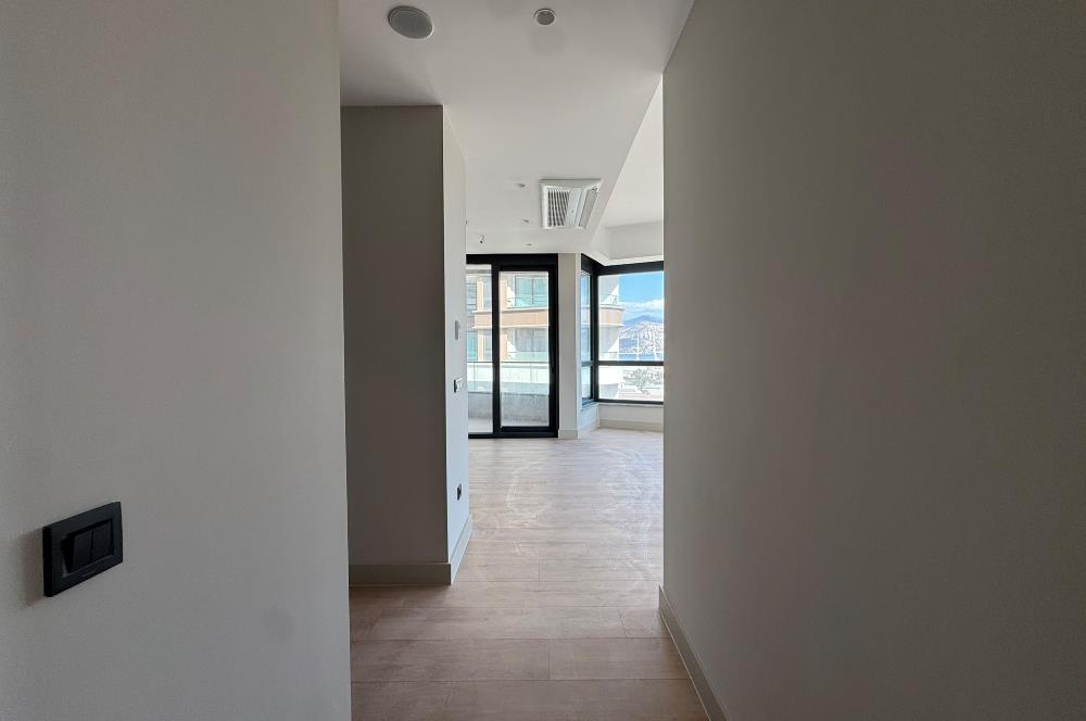 Alsancak Evora'da Deniz Manzaralı Sıfır 2+1 Kiralık Daire