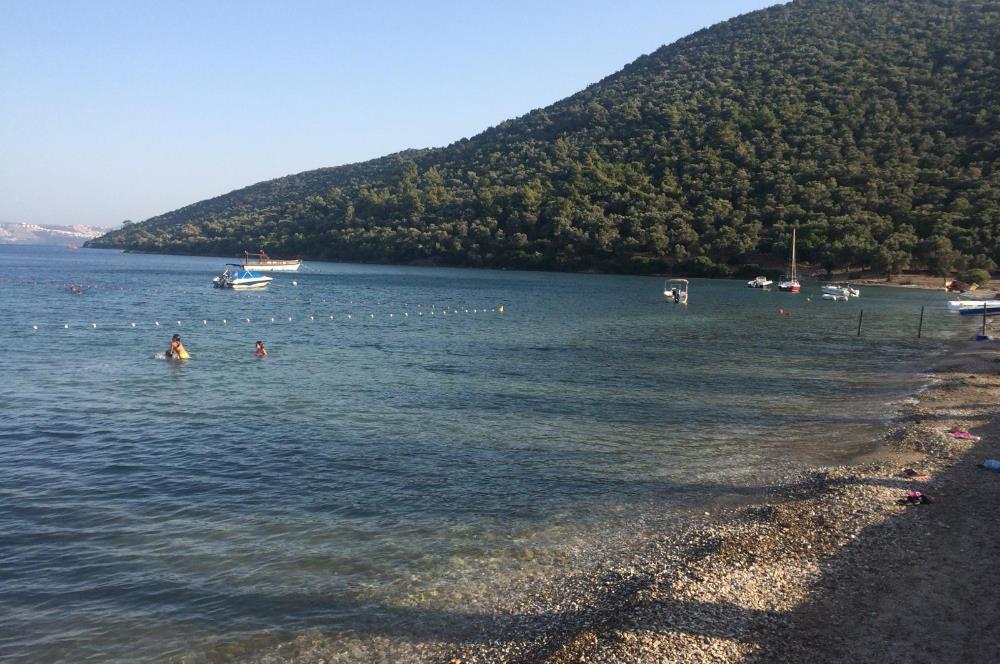 Kıyıkışlacık'da Gülüm Kıyı Sitesinde Denize Nazır Satılık Villa
