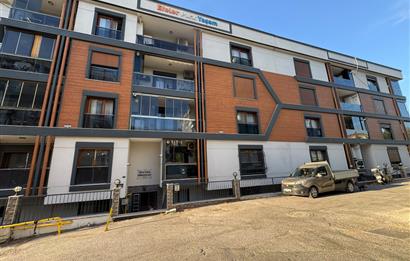 Buca Efeler Park Yaşam'da 1+1 Eşyalı Kiralık Daire