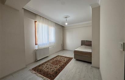Buca Efeler Park Yaşam'da 1+1 Eşyalı Kiralık Daire