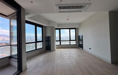 Alsancak Evora'da Deniz Manzaralı Sıfır 2+1 Kiralık Daire