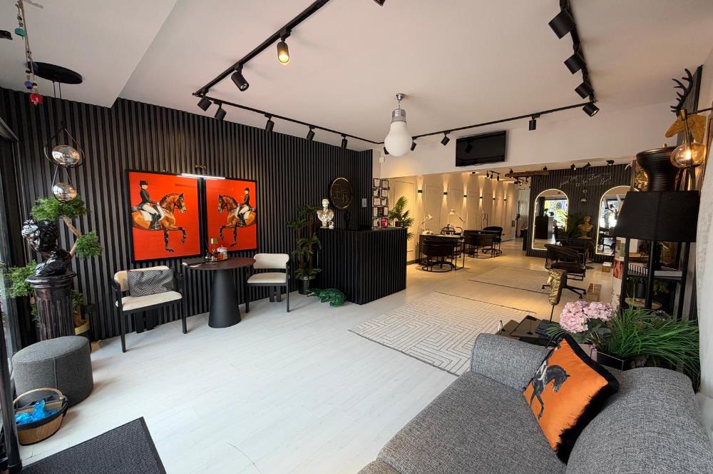 ZEKERİYAKÖY ÇARŞIDA DONANIMLI DEVREN KİRALIK GÜZELLİK SALONU