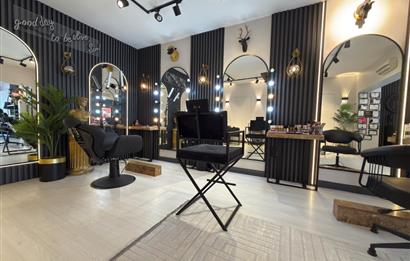 ZEKERİYAKÖY ÇARŞIDA DONANIMLI DEVREN KİRALIK GÜZELLİK SALONU