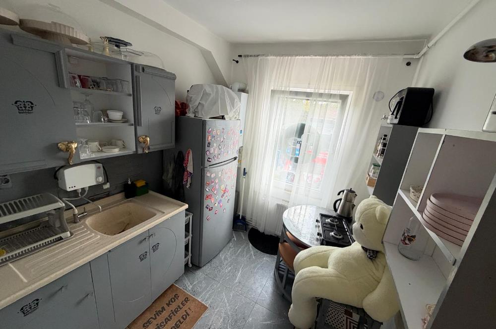 ZEKERİYAKÖY ÇARŞIDA DONANIMLI DEVREN KİRALIK GÜZELLİK SALONU
