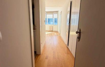 Fikirtepe Teknik Yapı'da Boş 1+1 Daire - 45m² Net