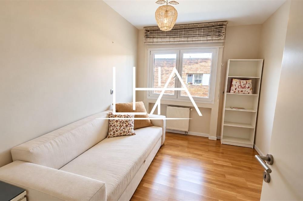 CENTURY 21'DEN KEMERIFE 21 SİTESİNDE EŞYALI KİRALIK 2+1 DAİRE