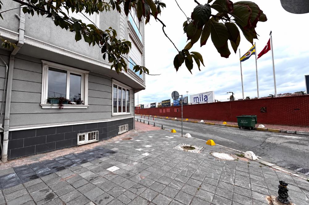 Fenerbahçe Kalamış'ta Eşyalı Kiralık Ofis