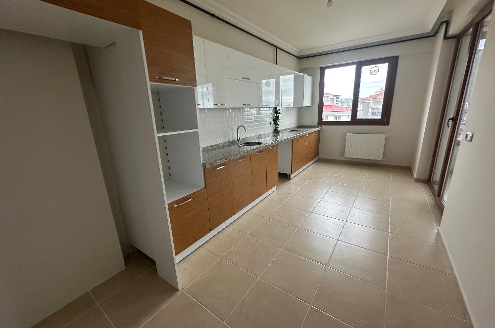 C21 UZMAN’dan HALİÇPARK SİTESİ KİRALIK 3+1