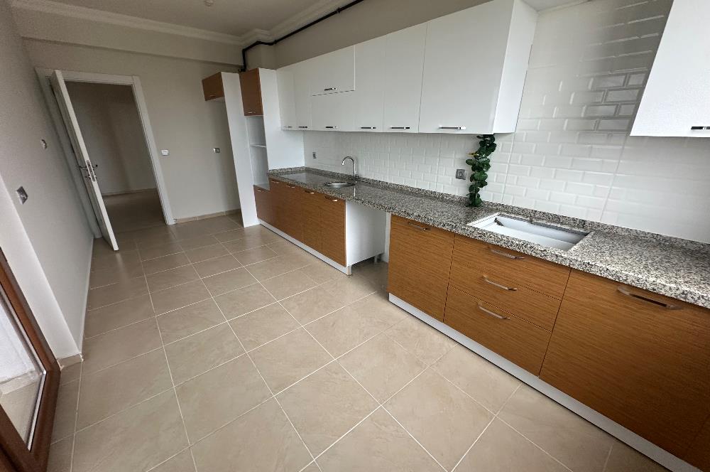 C21 UZMAN’dan HALİÇPARK SİTESİ KİRALIK 3+1