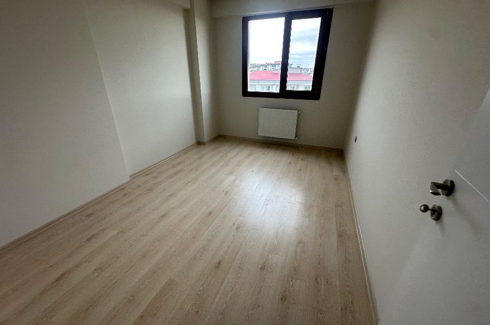 C21 UZMAN’dan HALİÇPARK SİTESİ KİRALIK 3+1