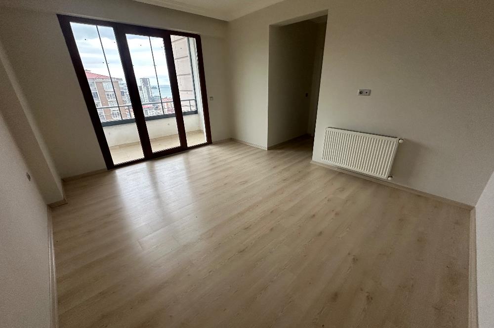 C21 UZMAN’dan HALİÇPARK SİTESİ KİRALIK 3+1
