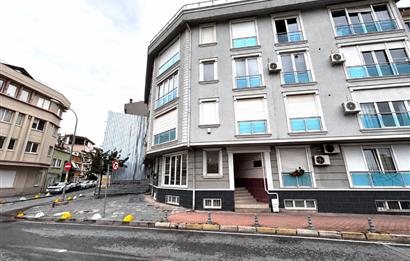 Fenerbahçe Kalamış'ta Eşyalı Kiralık Ofis