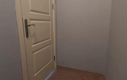 Fikri Altay Mah. Geniş 2+1 Kapalı Mutfak Önü Açık Kiralık Daire