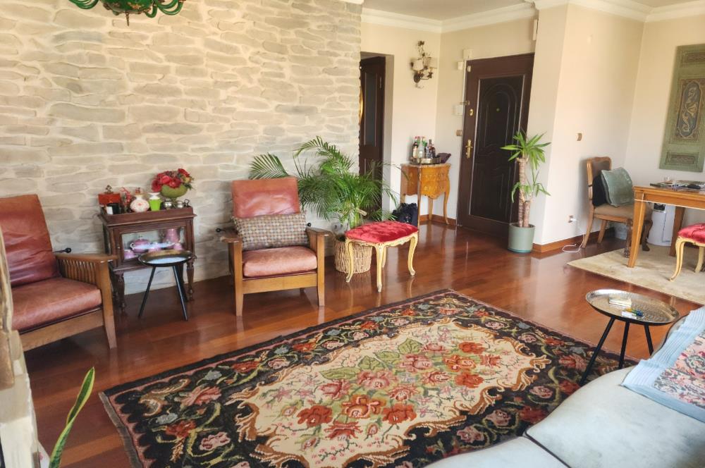 C21 Neodan Bebek'te Sahile Adım Mesafesinde Prestijli 3+1 Daire