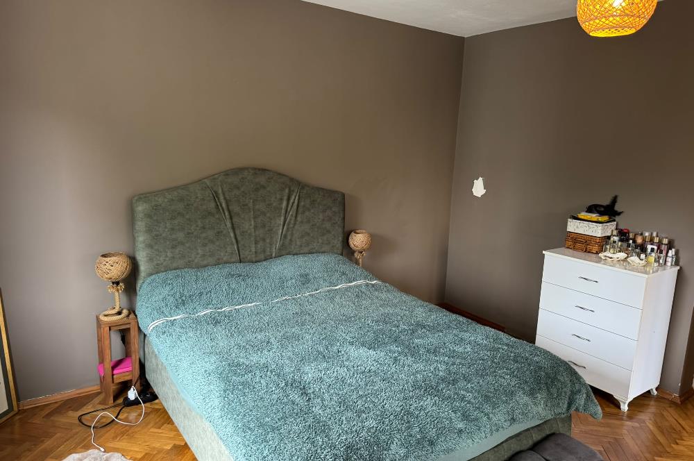 KAMP YOLU CADDESİNDE ÇOK GENİŞ VE FERAH SATILIK 3+1