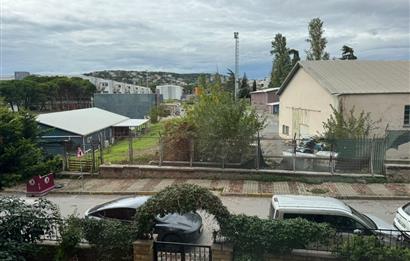 KAMP YOLU CADDESİNDE ÇOK GENİŞ VE FERAH SATILIK 3+1