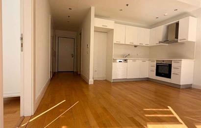 Fikirtepe Teknik Yapı'da Boş 1+1 Daire - 45m² Net