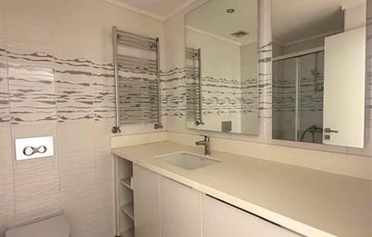 Fikirtepe Teknik Yapı'da Boş 1+1 Daire - 45m² Net