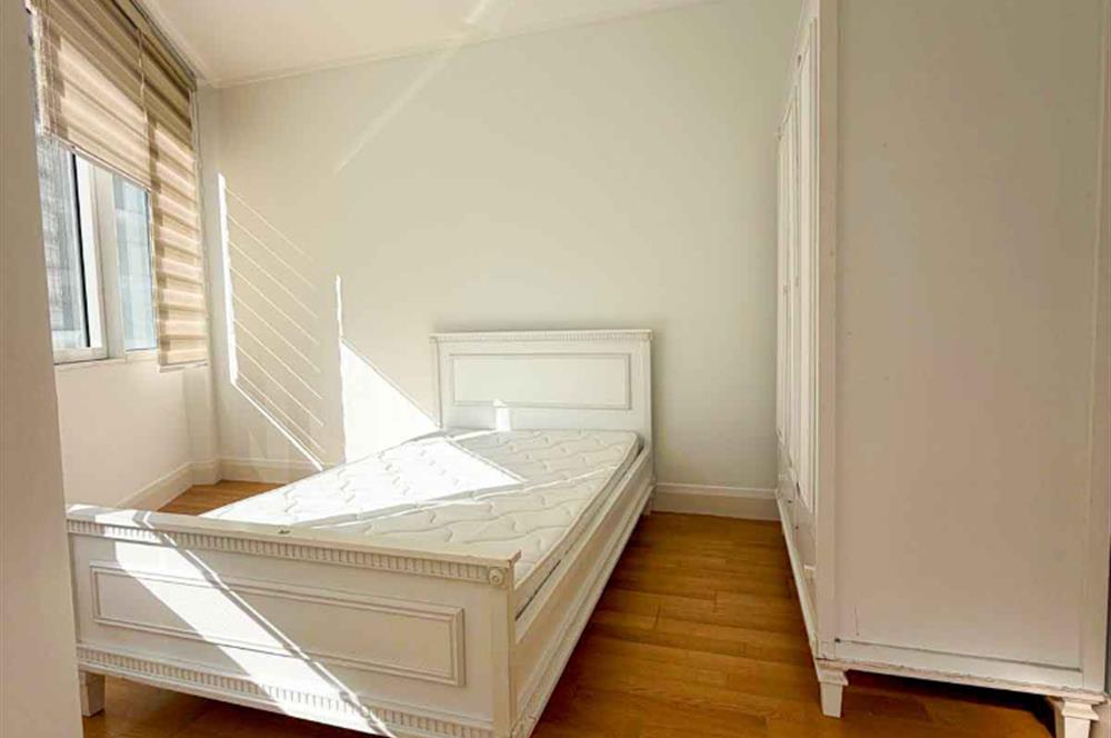 Fikirtepe Teknik Yapı'da Boş 1+1 Daire - 45m² Net
