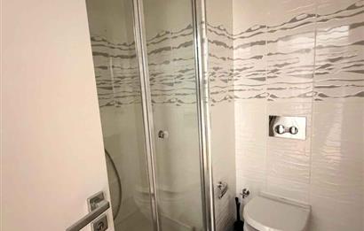 Fikirtepe Teknik Yapı'da Boş 1+1 Daire - 45m² Net
