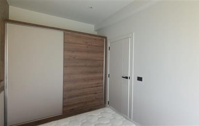C21 LOFT'TAN SERVERGAZİ'DE HAVUZLU SİTEDE EŞYALI SATILIK 1+1