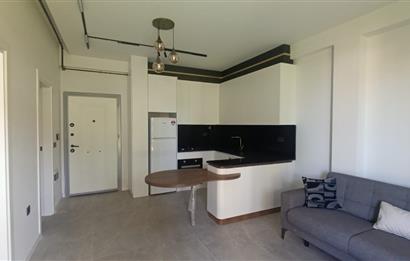 C21 LOFT'TAN SERVERGAZİ'DE HAVUZLU SİTEDE EŞYALI SATILIK 1+1
