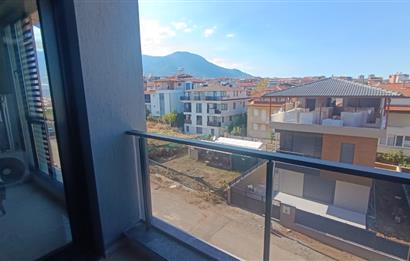 C21 LOFT'TAN SERVERGAZİ'DE HAVUZLU SİTEDE EŞYALI SATILIK 1+1