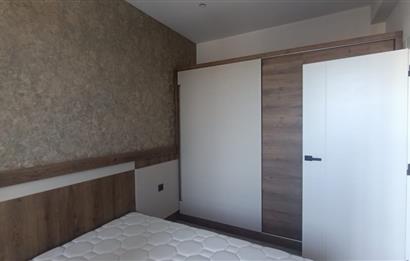 C21 LOFT'TAN SERVERGAZİ'DE HAVUZLU SİTEDE EŞYALI SATILIK 1+1