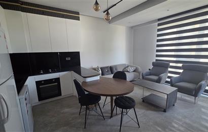 C21 LOFT'TAN SERVERGAZİ'DE HAVUZLU SİTEDE EŞYALI SATILIK 2+1