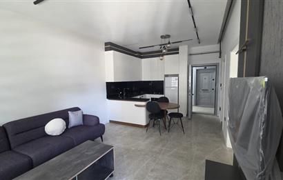 C21 LOFT'TAN SERVERGAZİ'DE HAVUZLU SİTEDE EŞYALI SATILIK 2+1