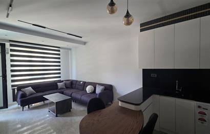 C21 LOFT'TAN SERVERGAZİ'DE HAVUZLU SİTEDE EŞYALI SATILIK 2+1