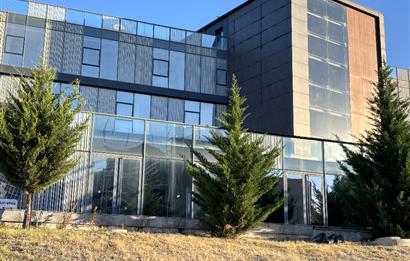 BEYTEPE’DE PRESTİJLİ BİNADA ÇİFT GİRİŞLİ SATILIK TİCARİ MÜLK