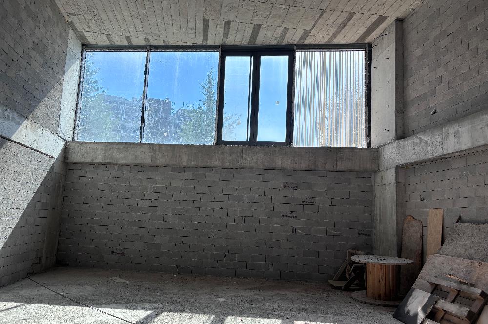 BEYTEPE’DE PRESTİJLİ BİNADA ÇİFT GİRİŞLİ SATILIK TİCARİ MÜLK
