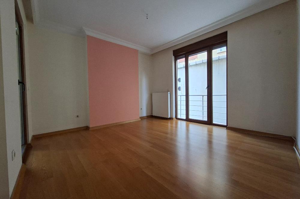 MALTEPE BAĞLARBAŞI'NDA METROYA 50M MESAFEDE 2+1 KIRALIK DAIRE