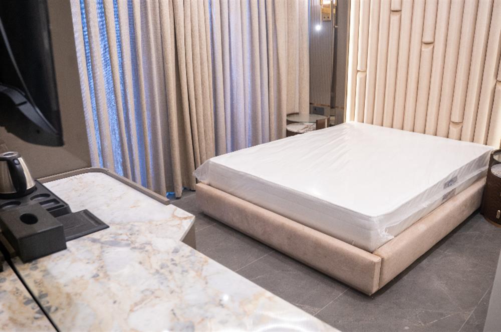 FATİH TİYATRO CADDESİ 328 M2 NET SATILIK OTEL