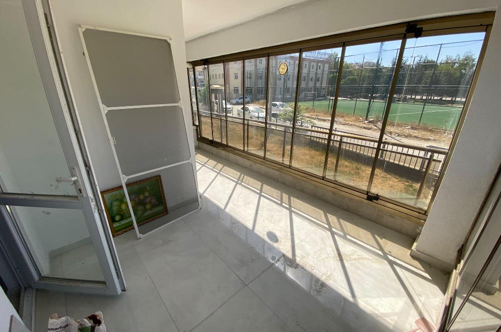 C21 MEVORA'DAN 3+1 YÜKSEK GİRİŞ FERAH OKULA YAKIN DAİRE