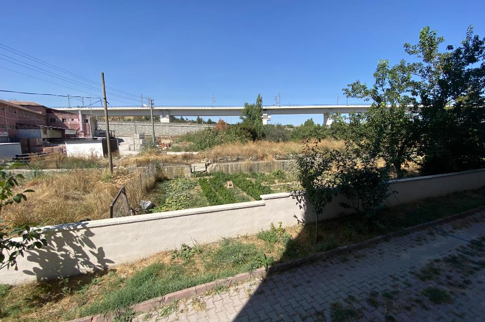 C21 MEVORA'DAN 3+1 YÜKSEK GİRİŞ FERAH OKULA YAKIN DAİRE