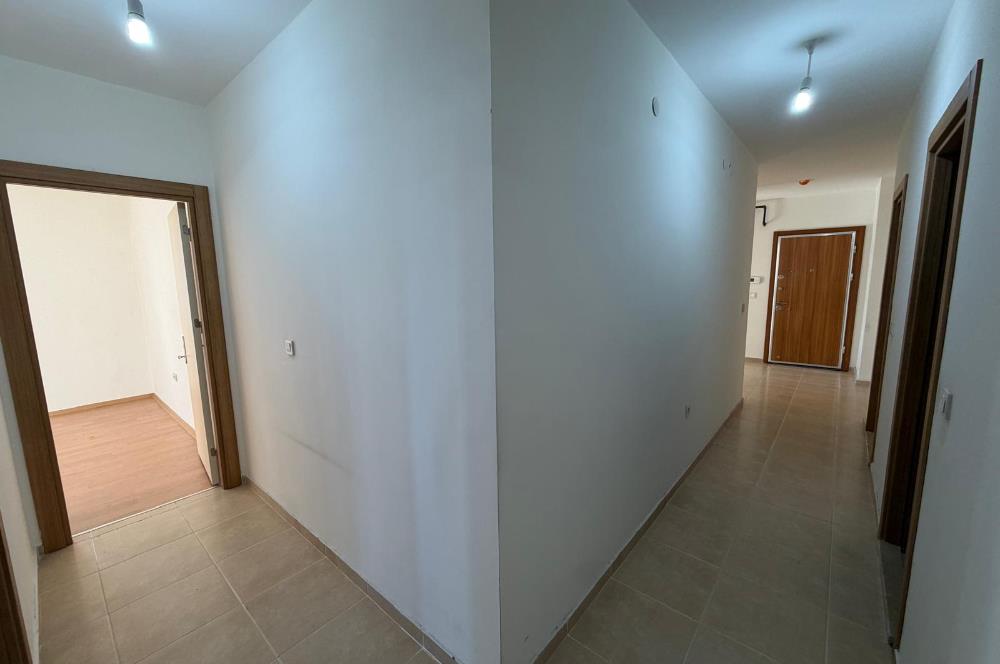 ALTIAĞAÇTA GENİŞ ODALI BALKONLU 3+1 KİRALIK DAİRE