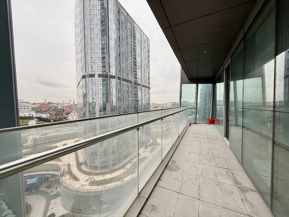 Skyland Kiralık 597m2 Teraslı Ofis Vadistanbul Seba