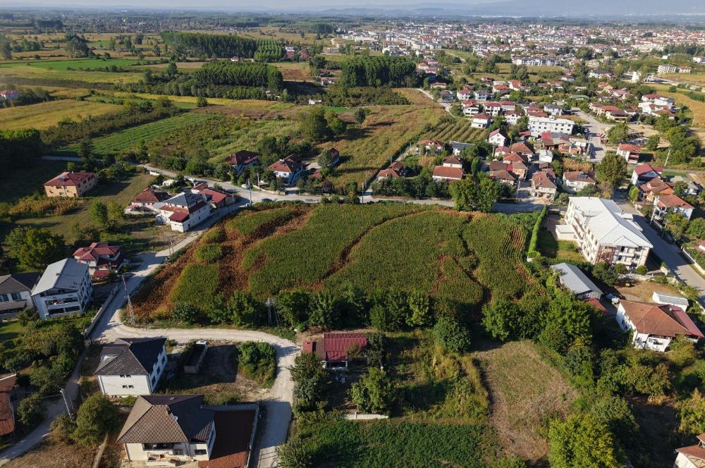 AKYAZI İNÖNÜ'DE BÜYÜME AVANTAJLI 1981 M2 ARSA
