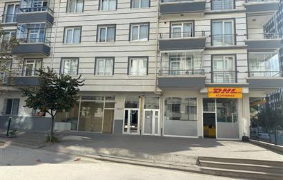 BADEMLİDERE'DE MERKEZİ KONUMDA, 25 M² KULLANIŞLI KİRALIK DÜKKAN
