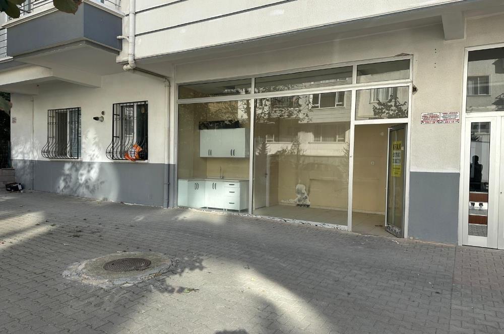 BADEMLİDERE'DE MERKEZİ KONUMDA, 25 M² KULLANIŞLI KİRALIK DÜKKAN