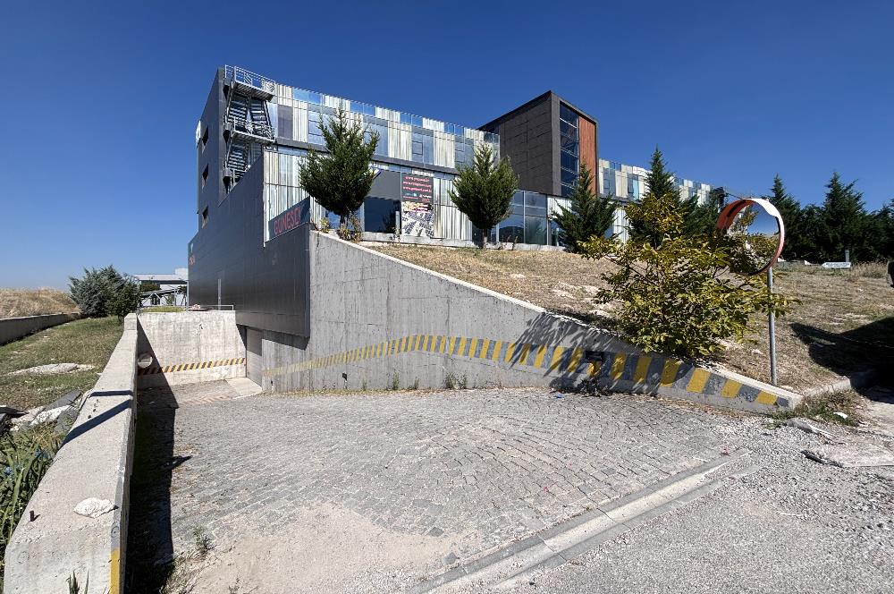 BEYTEPE’DE PRESTİJLİ BİNADA ÇİFT GİRİŞLİ SATILIK TİCARİ MÜLK