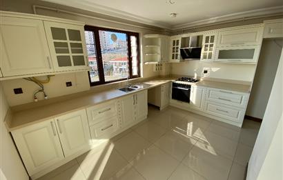474 ETAP 1.KAT KONUMUNDA ARA KAT TAPULU KREDİYE UYGUN 4+1