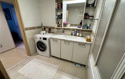 KOZYATAĞI BAYTUR KONUTLARINDA HAVUZ CEPHELİ 100 M² NET 3+1